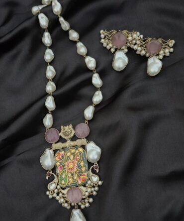Tanjore Art Pearl Pendant Set with Pink Stones