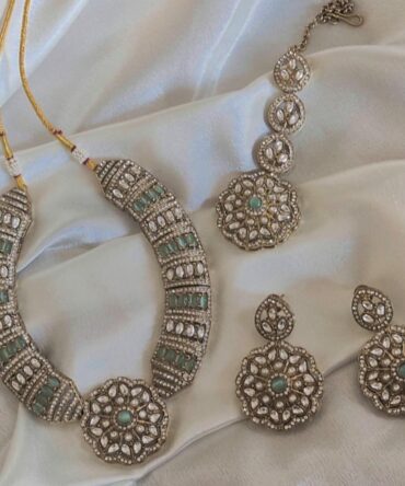 Antique Hasli Necklace Set with Kundan Stones - Mint Green and White